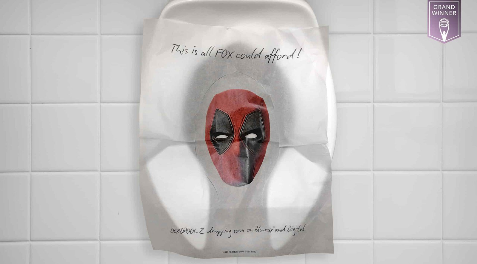 Deadpool2_Toilet_Seat_Cover_1-1